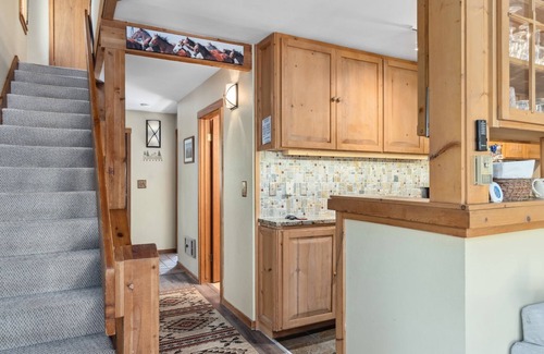 Moose Wilson Road Condominio | Outpost: Columbine 1024 - Aspens Location!