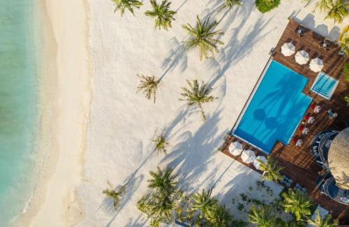 Maafushivaru Complejo | OUTRIGGER Maldives Maafushivaru Resort - 25 percent discount on transfers for min 4 nights stay and more, valid for reservations between 01 July till 22 Dec 2025