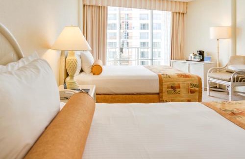 Waikiki Hotel | OUTRIGGER Waikiki Paradise Hotel