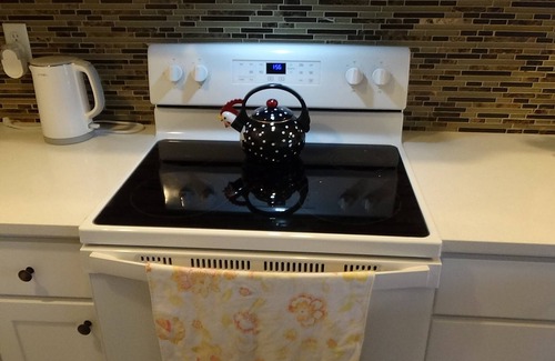 Loveland Apartamento | Outstanding one-bedroom basement apartment, with private walk-out in Loveland!