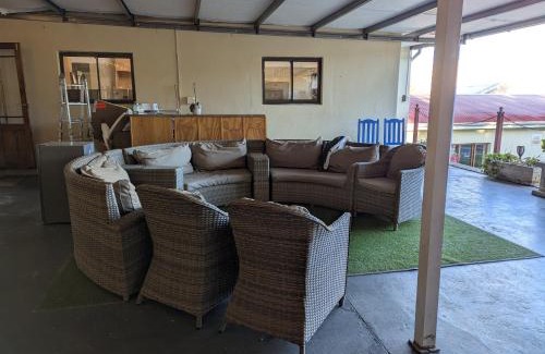 Uniondale Casa | Ouwerf Guesthouse