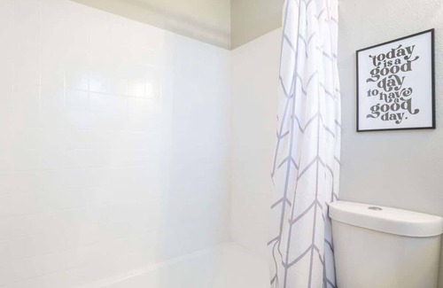 East Ocean View Apartamento | OV Mosaic - Summer Suite