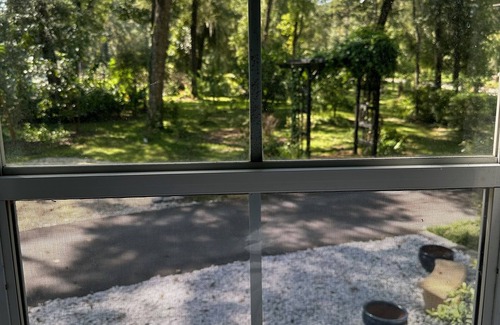 Fellowship Cabina | Ovedale Lodge. A cabin on a three acre estate in Horse Country, Ocala