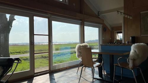 Monnickendam Casa | Over Lake