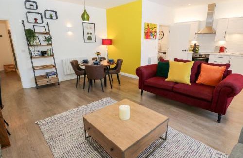Haworth Apartamento | Over The Arch