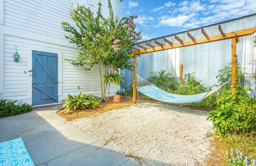 Historic Downtown Apalachicola Cabaña | Over the Moon Guest Suite at Blue Moon Inn. Walk everywhere!