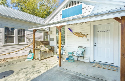Historic Downtown Apalachicola Cabaña | Over the Moon Guest Suite at Blue Moon Inn. Walk everywhere!