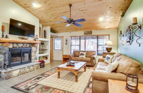 Heber Casa | Overgaard Cabin with Private Deck, Grill and Fire Pit!