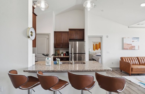 Farragut Apartamento | Overlook 1306 I Resort Style Living I Parking