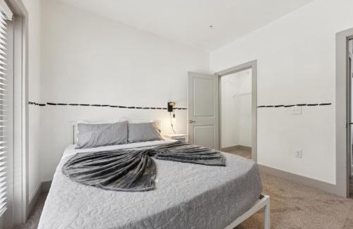 Farragut Apartamento | Overlook 3005 Luxe Modern Corporate 2bd Apt