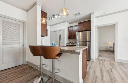 Farragut Apartamento | Overlook 3005 Luxe Modern Corporate 2bd Apt