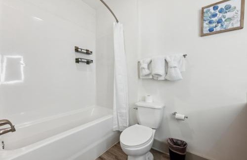 Farragut Apartamento | Overlook 3005 Luxe Modern Corporate 2bd Apt