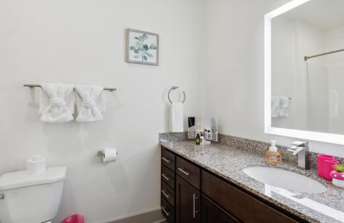 Farragut Apartamento | Overlook 4302 I Stunning 2bd2bth Apt I Pool