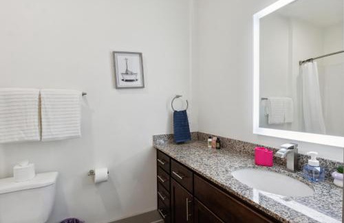 Farragut Apartamento | Overlook 6303 I Modern Resort Style Living