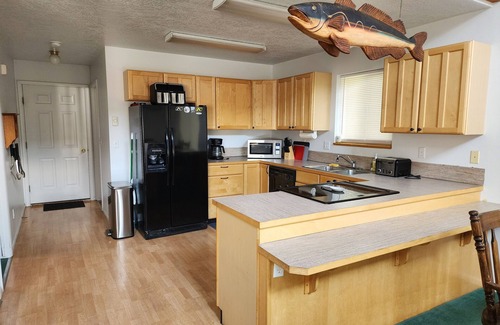 Alpine Cabina | Overlook cabin in Alpine WY