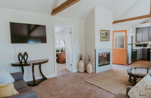 California Wine Country Cabaña | Overlook Cottage