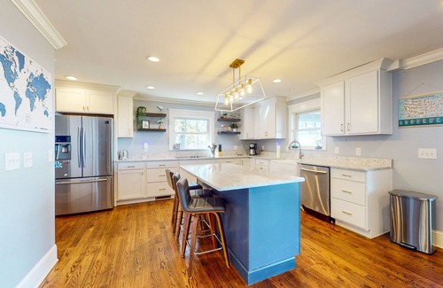 Lookout Mountain Casa | Overlook four states in this exquisite dog friendly home with pool