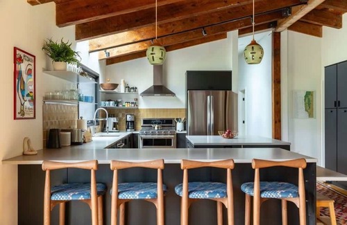 Saugerties Casa | Mid-Century Home w/ Pool, Hot Tub + Views
