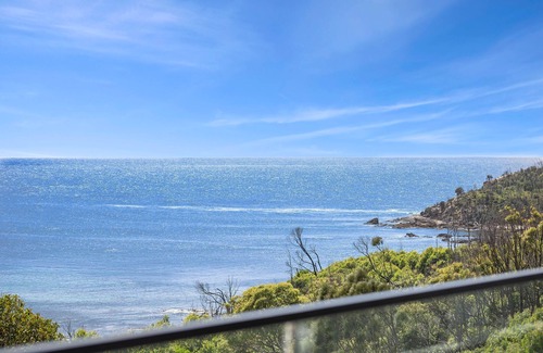 Malua Bay Casa | Overlooking McKenzie's Beach & Pretty Point @ Malua Bay | Luma Vista