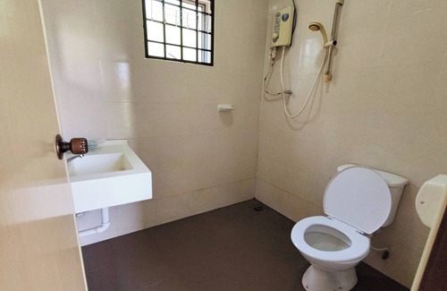Sitiawan Casa | Ovilla Home B&B