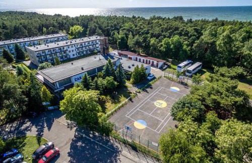 Darlowo Complejo | OW Carbo Dąbki - w sąsiedztwie lasu i jeziora