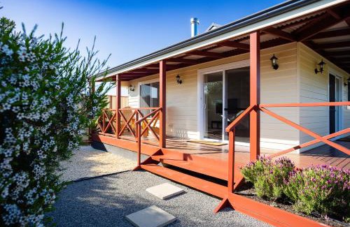 Warrenup Casa | Owen's Hideaway by the BnB Collection