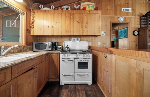 Fawnskin Casa | Owl Cabin