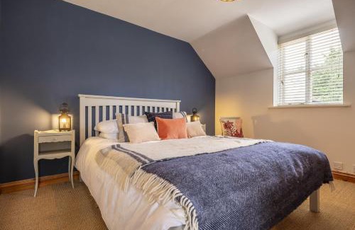 Warham Casa | Owl Cottage W