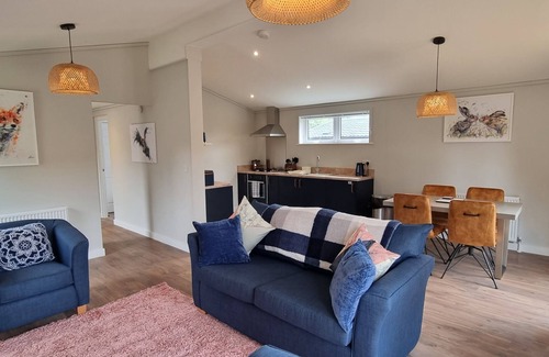 Liskeard Apartamento | Lodge-Baño con ducha-Vista al campo-Owl Dog Friendly