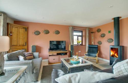 Woodbridge Casa | Owl Lodge