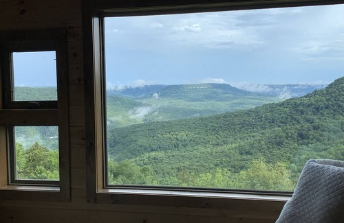 Mt. Sherman Cabina | Owl's Nest Cabin-A Newly-Built Luxury Cabin with an Incredible View!