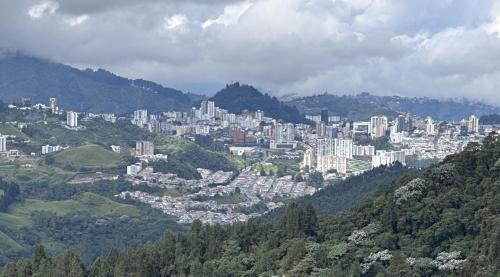 Manizales Cabina | Owl's Watch at Rio Blanco