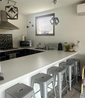 Cowes Casa | OwLHouse on Island