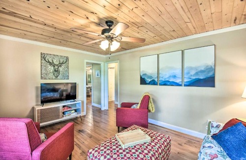 Helen Casa | Owls Hideaway in Cleveland with 2 Fire Pits!
