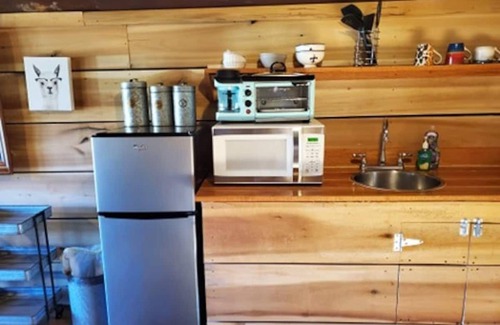 Suches Casa | Owls Nest - Glamping Pole Barn Stay - Deep Valley View