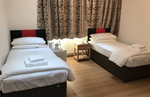 Kidlington Casa | Oxford Bed and Breakfast