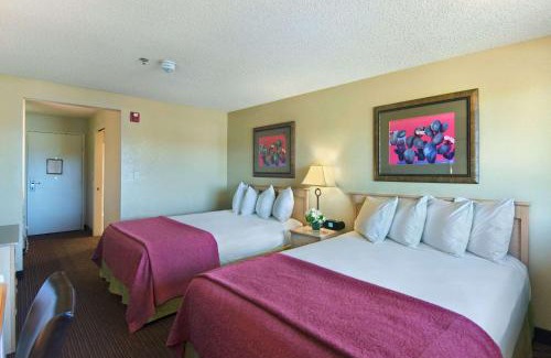 Lancaster Hotel | Oxnard Inn Lancaster