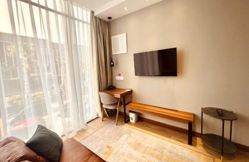 Batam Apartamento | oxy suites 1-01B at Shop House Meisterstadt Pollux Habibie