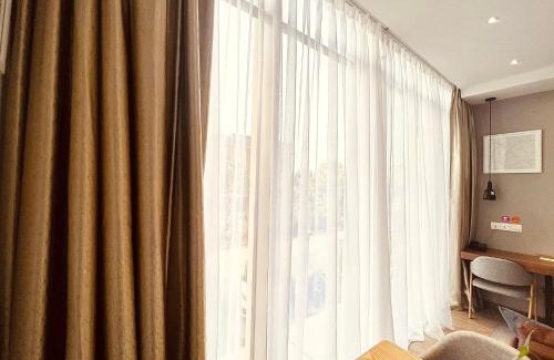 Batam Apartamento | oxy suites 1-01B at Shop House Meisterstadt Pollux Habibie