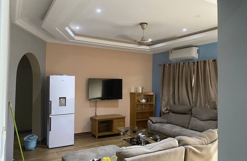 Accra Casa | Oyibi New Furnished House - Charming 3 Bedroom