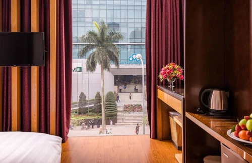 Dich Vong Hau Hotel | OYO 1162 Tu Sakura Hotel