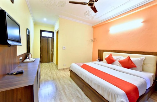 Naddi Hotel | OYO 12907 Hotel Isha Residency