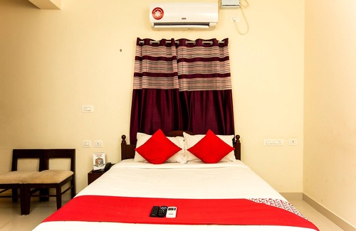 Injambakkam Hotel | OYO 15701 River View Residency