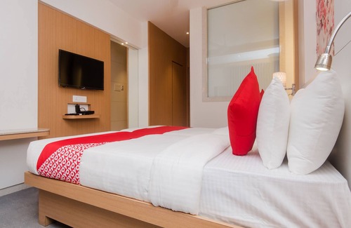Vasai West Hotel | OYO 16718 Hotel Aditya Residency