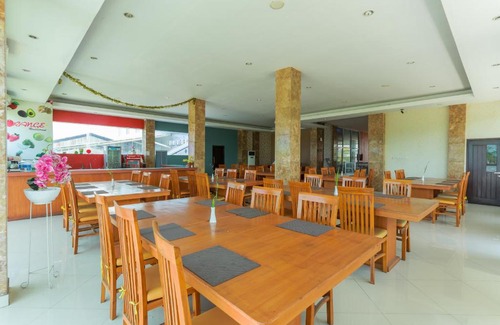 Mataram Hotel | OYO 2073 Grand Inn Hotel Lombok