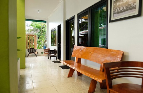 Tanjung Pandan Hotel | OYO 2186 Esbe Hotel Syariah