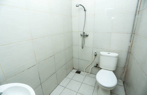 Banjarmasin Hotel | OYO 2197 Pulau Laut Guest House