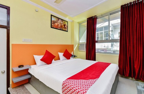 Gopalbari Hotel | OYO 28054 Hotel Suraj Villa