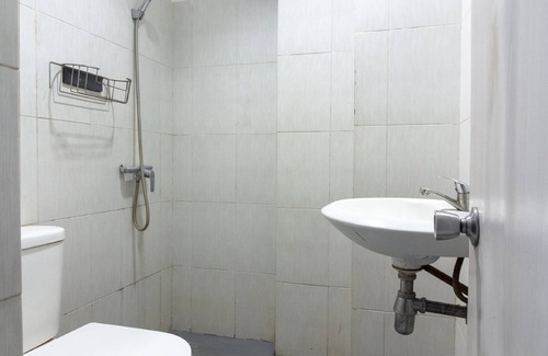 Dinoyo Hotel | OYO 3283 Bwalk Hotel