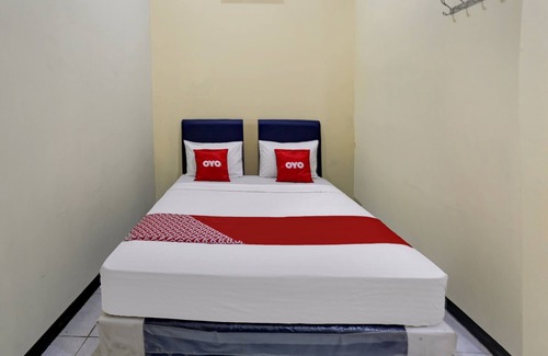 Jakarta Utara Hotel | OYO 3767 Permata House